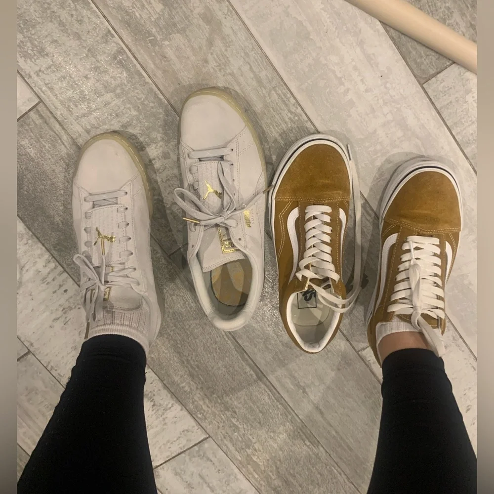PUMA Off White Suede Leather Classic Shoes Sneakers Women